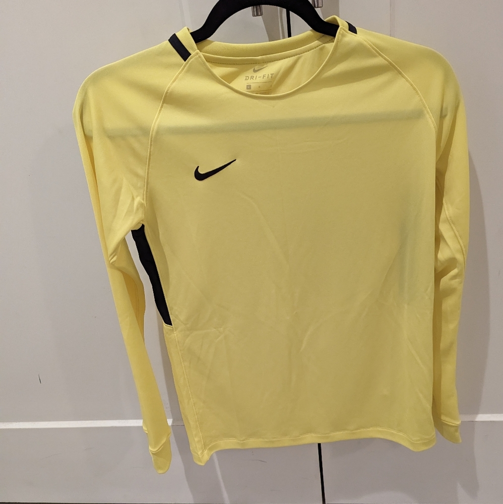 Nike Long Sleeve Top